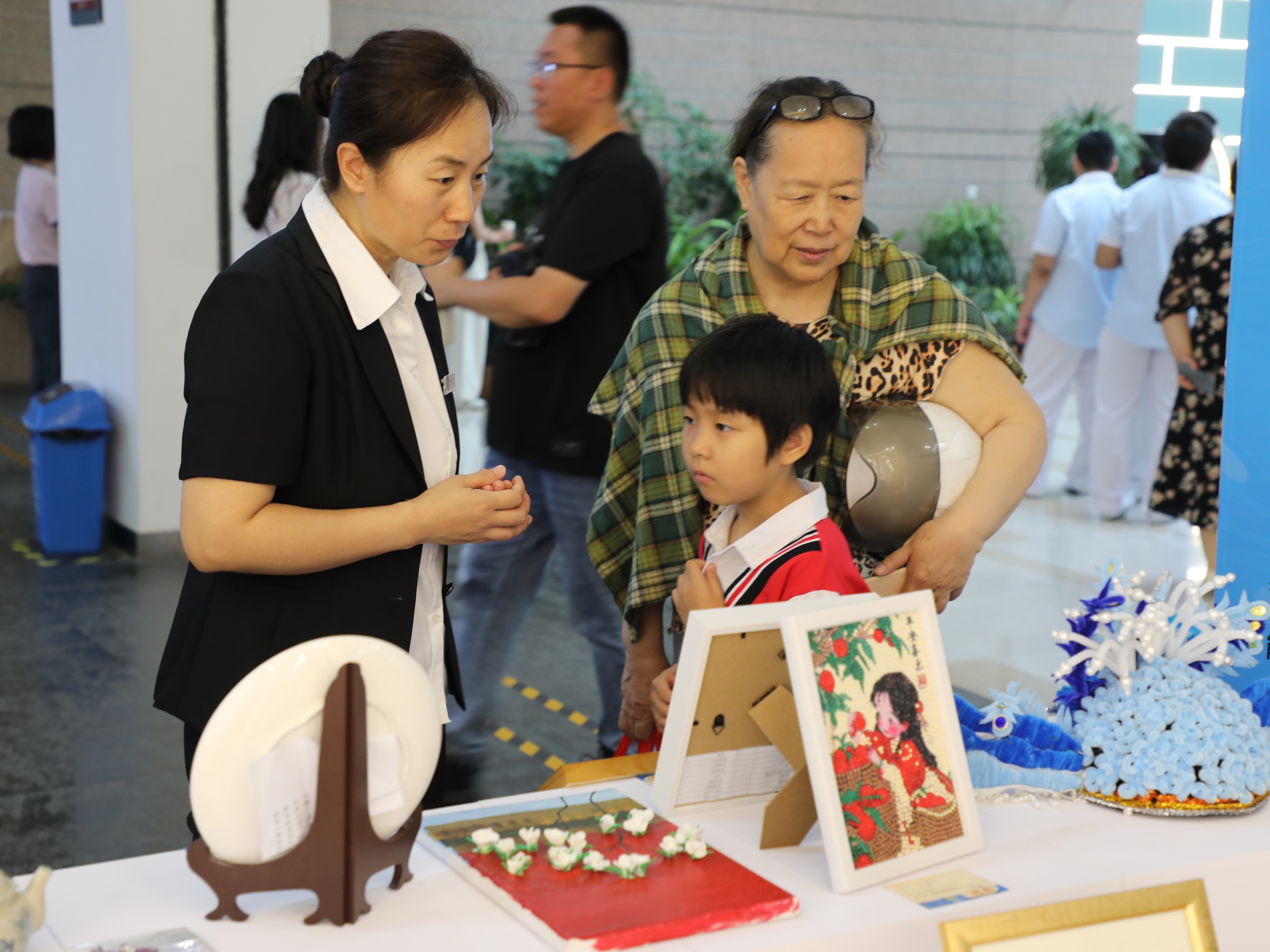“绘·精彩”河北省特教学校学生艺术展开幕