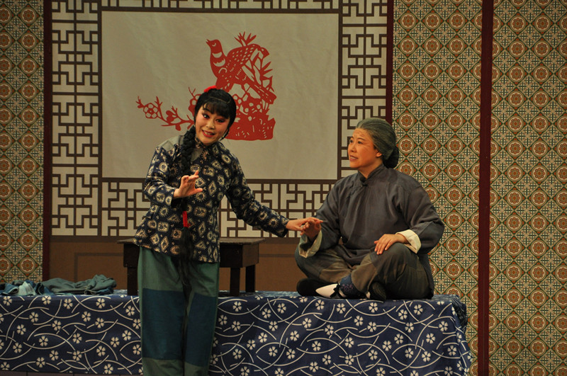 秦皇岛市“月末戏院”上演近代评剧《杨三姐告状》