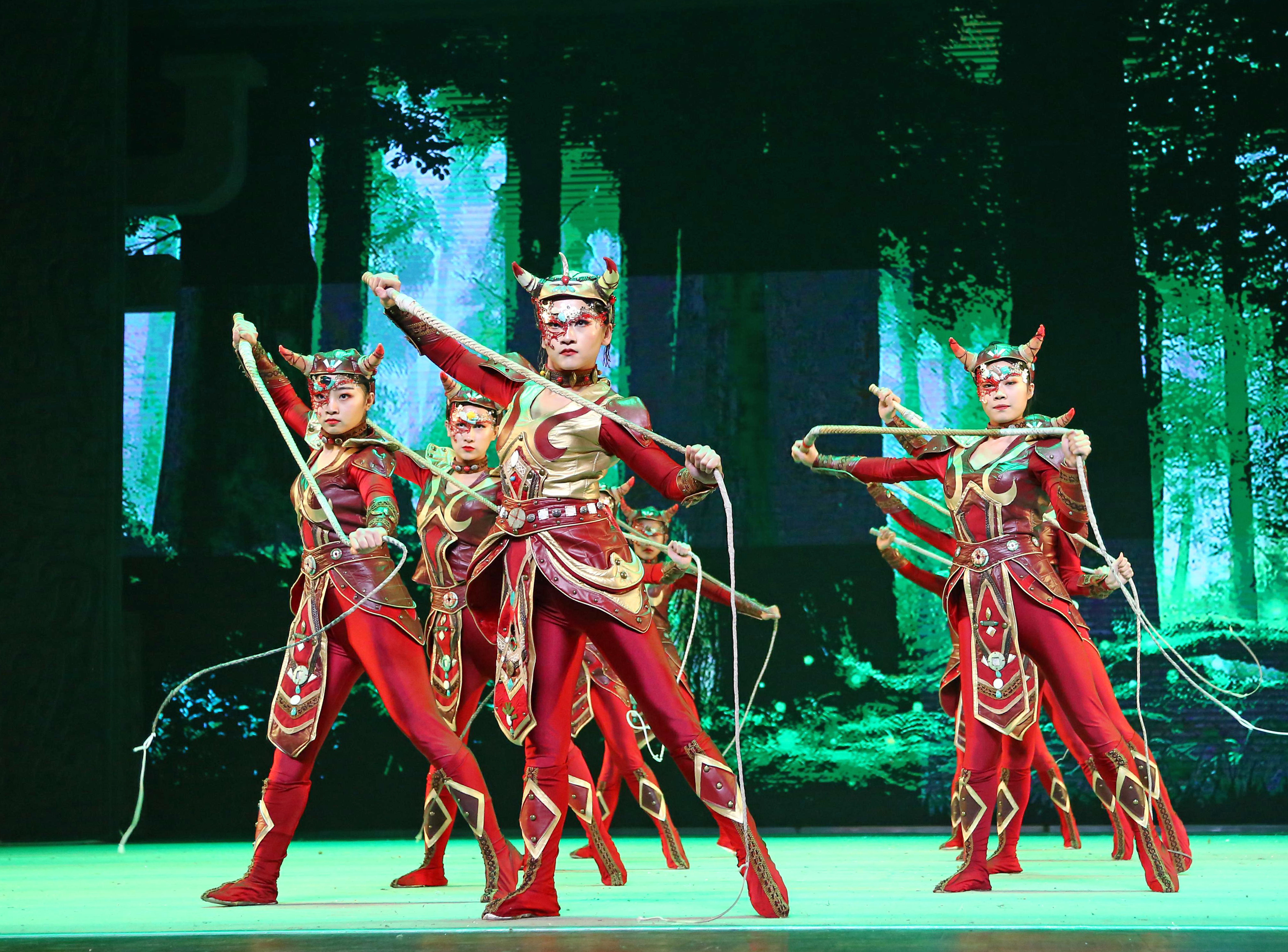 历史杂技剧《梦回中山国》在石家庄上演