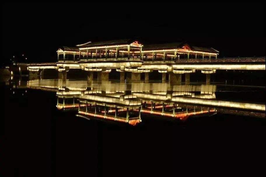 河北承德：文体旅游多元融合让夜经济“亮”起来