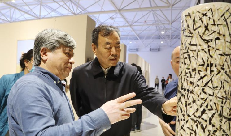 庆祝中国共产党成立100周年艺术展启帷